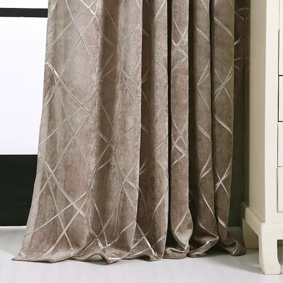 Cortina-Blackout-Jacquard-Chenille-Moderno-6m-x-2,50m-Sala-&-Quarto-Celestia-Coffee-Dona-Cortina-5