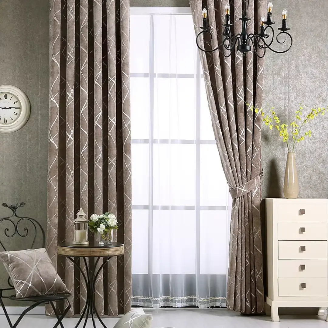 Cortina-Blackout-Jacquard-Chenille-Moderno-6m-x-2,50m-Sala-&-Quarto-Celestia-Coffee-Dona-Cortina-7