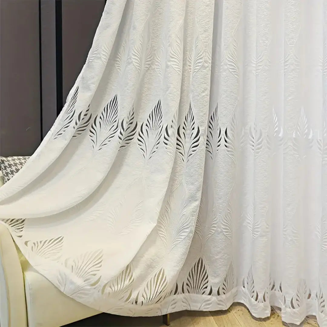 Cortina-Jacquard-Branca-com-Folhas-Vazadas-2-metros-Sala-&-Quarto-Lévora-Dona-Cortina-3