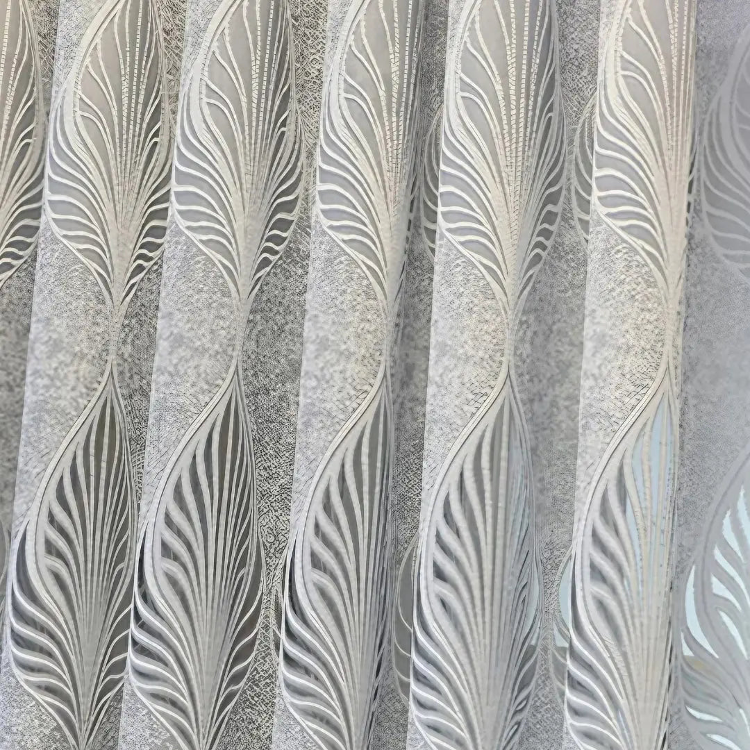 Cortina-Jacquard-Cinza-com-Folhas-Vazadas-3m-x-2,50m-Sala-&-Quarto--Lévora-Dona-Cortina-8
