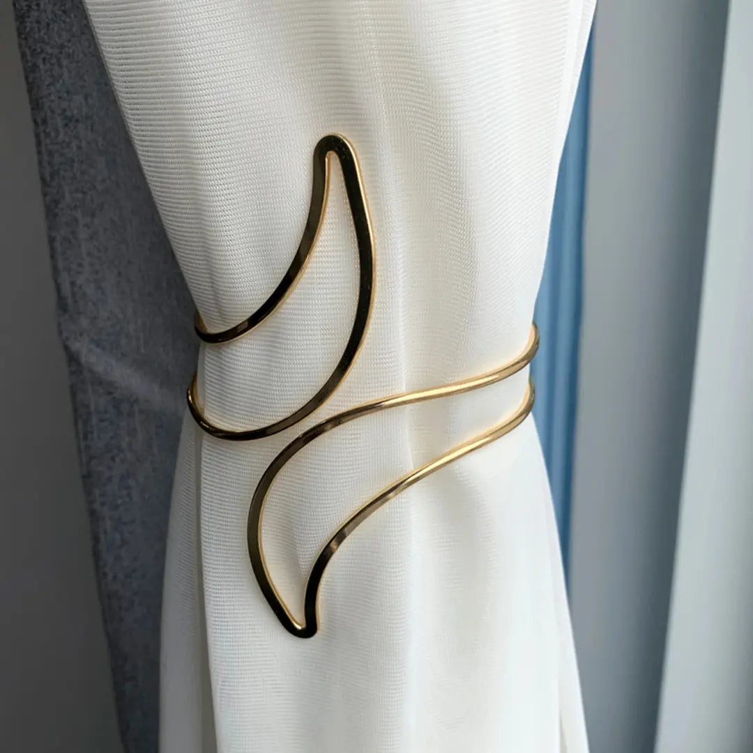 Prendedor-de-Cortina-Geométrico-de-Luxo-Lunaris-Dona-Cortina-3